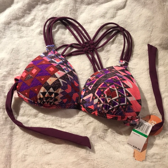Dillards Other - NWT bathing suit top from Dilliards